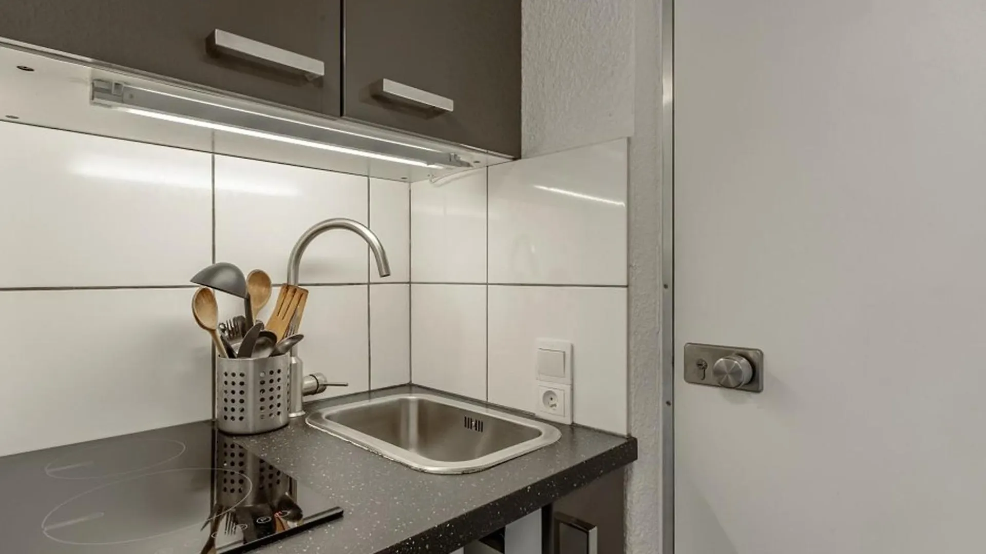Apartamento Studio Renove A Plagne Bellecote, Acces Direct Aux Pistes, Piscine, Casier A Ski, Tout Confort - Fr-1-351-111 La Plagne Francia