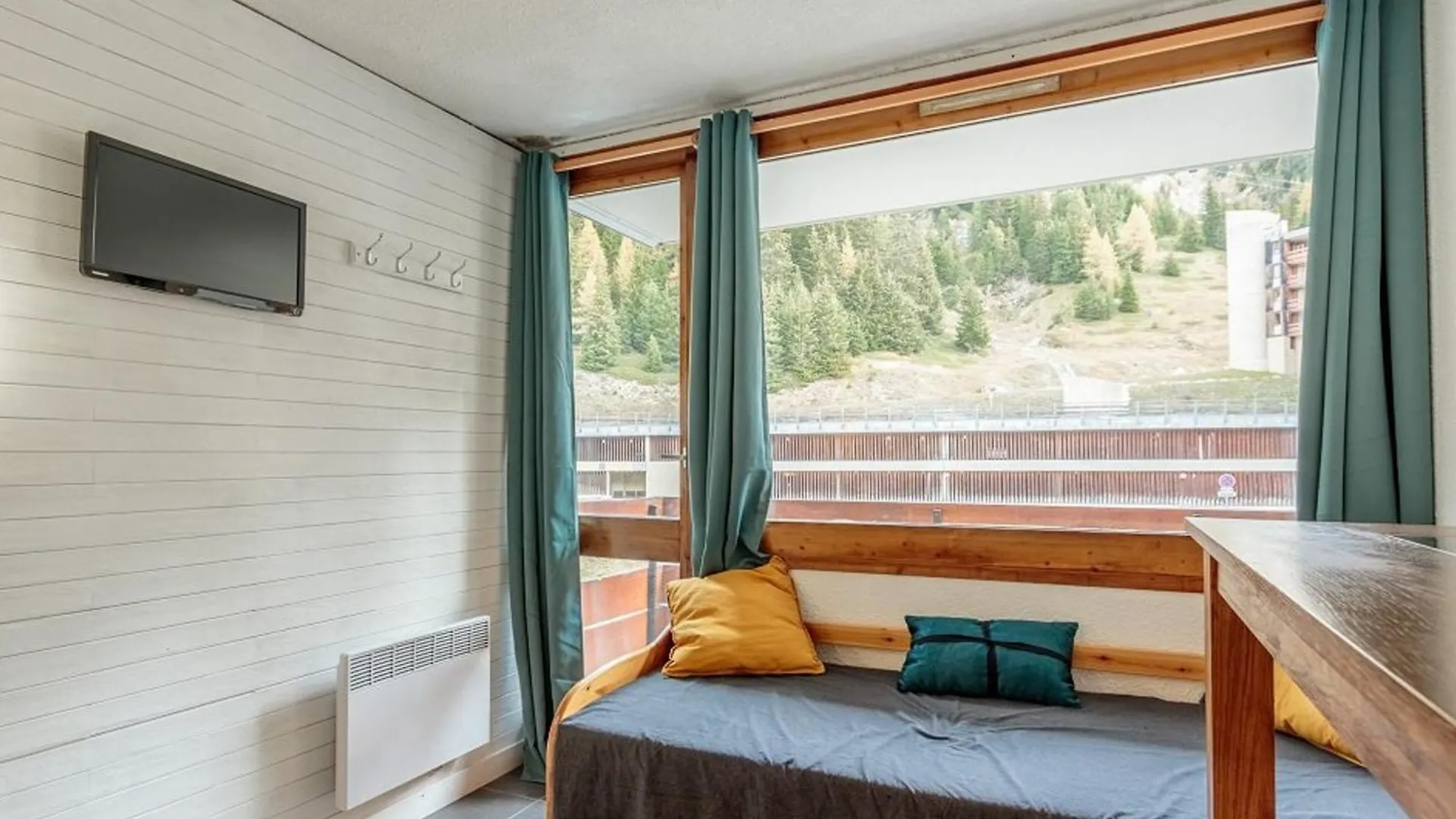 Studio Renove A Plagne Bellecote, Acces Direct Aux Pistes, Piscine, Casier A Ski, Tout Confort - Fr-1-351-111 La Plagne Apartamento
